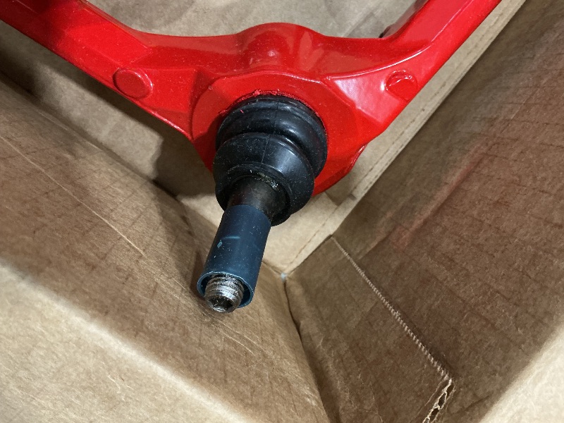 Photo 1 of *MISSING PARTS - see clerk notes*
Rough Country 3" Suspension Lift Kit w/M1 Struts for 09-13 F-150 4WD - 54440RED