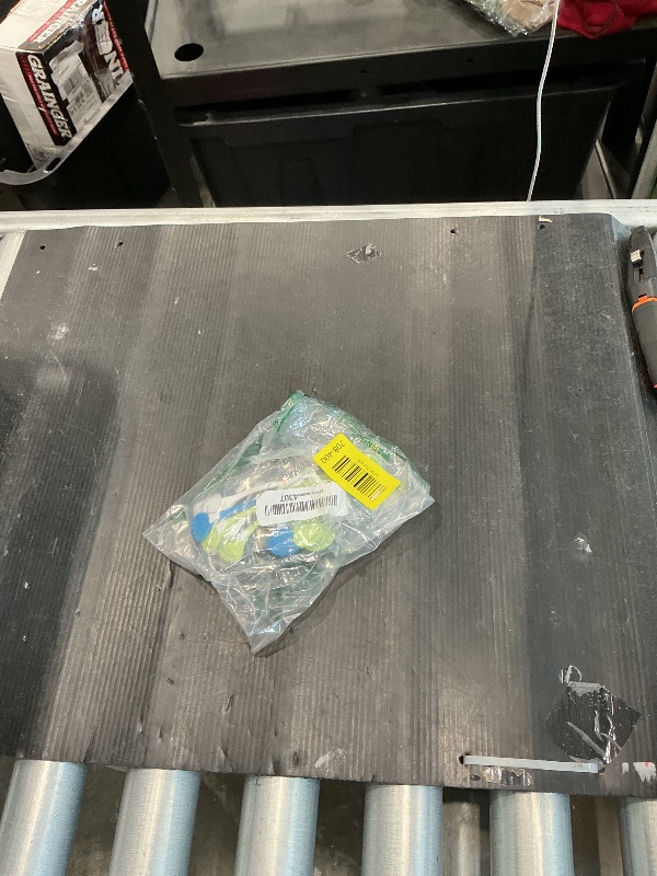 Photo 1 of [Original 5-pack] Snappi Cloth Diaper Fasteners - Replaces Diaper Pins - Use with Cloth Prefolds and Cloth Flats