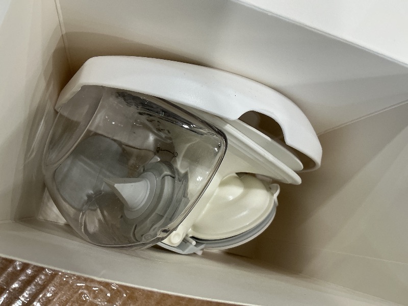 Photo 1 of 1 Pack M9 Full Set Breast Replacement Part for Momcozy Upgraded Mobile Flow | Upgraded M9, Including 24mm Flange, Gray Valve, Gray Diaphragm,Storage Bottle with Lip,Not Original Parts,One Overall-24mm