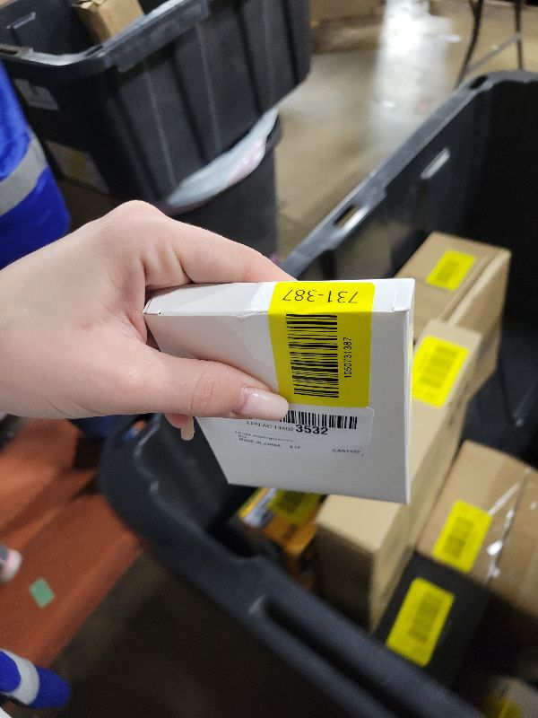 Photo 1 of 10 Pcs Rhinestone Spring O Rings 1 Inch 25mm Round Snap Clip Buckle Simple Metal Keychain Hook Clip for DIY Keyrings(Silver)