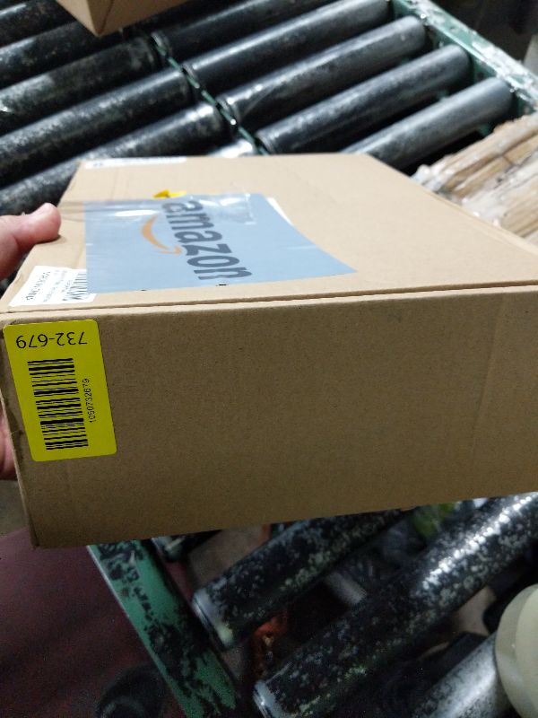 Photo 1 of 18Pcs Velvet Christmas Tree Ornaments Set, White Shatterproof Flocked Christmas Decorations Bulk for Tree, Classic Decorative Hanging Ball Ornaments for Xmas Holiday Home Party Decor