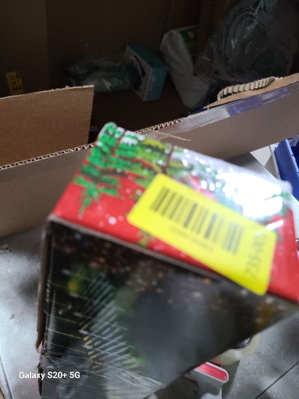 Photo 1 of 5 Pcs Acrylic Solar Pathway Stakes Lights Outdoor Waterproof, 8 Modes Christmas Decorations Outdoor Yard, Solar Christmas Garden Decor Lights (Xmas Snowflake White)