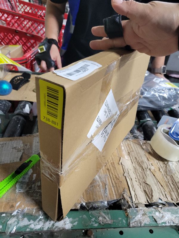 Photo 3 of Fitable Faux Linen Tablecloths for Rectangle Tables: Water & Stain Resistant Farmhouse Table Cloth, Washable Burlap Textured Table Covers for Kitchen Dining Party(2 Pack, 52x70 Inch, Nature)