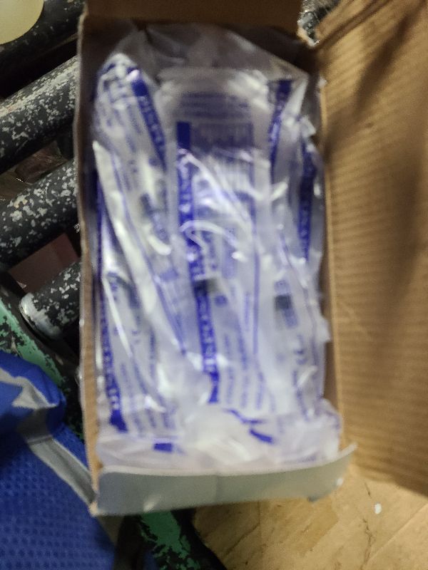 Photo 1 of 100 Pack Disposable 5ml/cc Lab Syringes with 22Ga 1.25 Inch Needle Luer Lock, Individually Sealed Packed