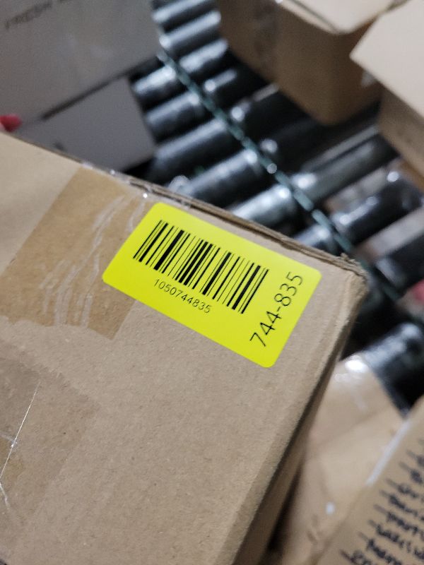 Photo 1 of 24 Pcs Clear Christmas Plastic Ornament Ball,Christmas Clear Baubles with Rope and Removable Metal Cap,Transparent Fillable Sphere Light Bulb for Christmas Tree Decor,2.4 inch