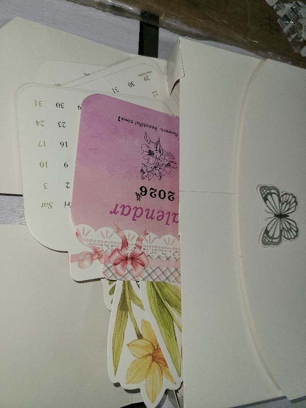 Photo 1 of 2026 Creative Floral Desk Calendar,Mini Flowers Standing Calendar,Small Desk Calendar - mini Standing Flip Decorative Flower calendar for Home, Office and Desk Accessories,Gift,Present (1PC)