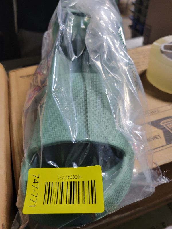 Photo 1 of 
KOUECI Kids Cloud Slides Boys Girls Shower Slippers Slip on Slide Sandals Non-slip Summer Beach Pool Shoes 34-35