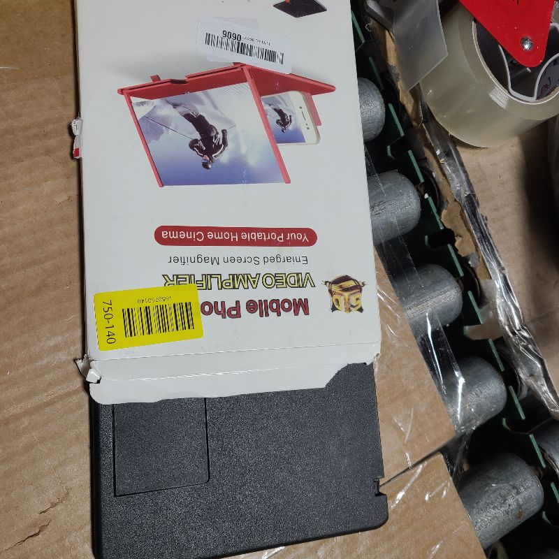 Photo 1 of 12" Mobile Phone Magnifier Projector Screen, 3D HD Screen Magnifier for Cell Phone, Foldable Magnifying Projector Screen Stand for Movies, Videos & Gaming Compatible with All Phones (Black, 12inch)