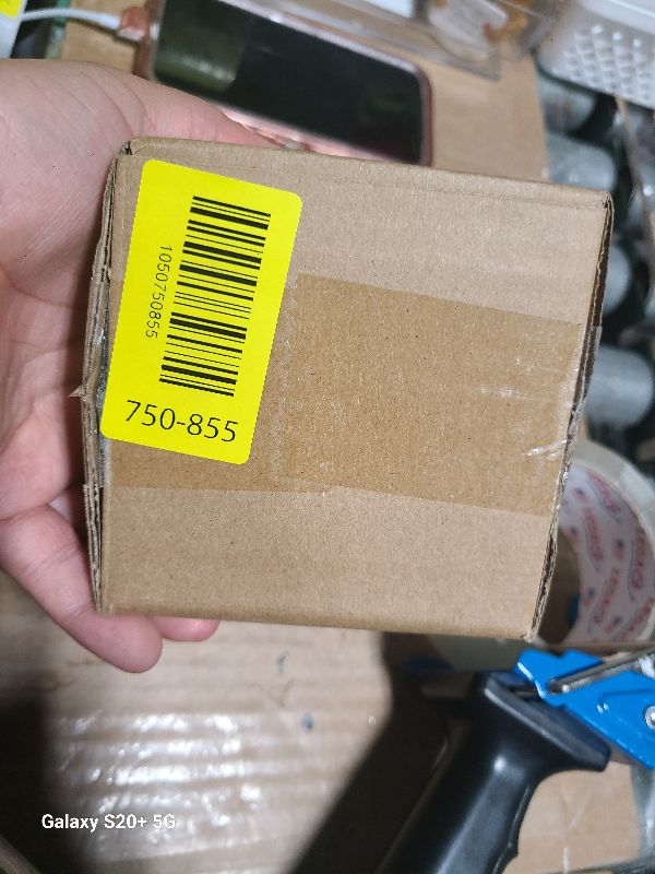 Photo 1 of 20 Pack Clear Ornaments Balls,Dwwffer DIY Plastic Fillable Christmas Decorations Tree Balls Baubles Craft Transparent Ball Gifts for Christmas Wedding Party New Years Present Home Decor,40mm