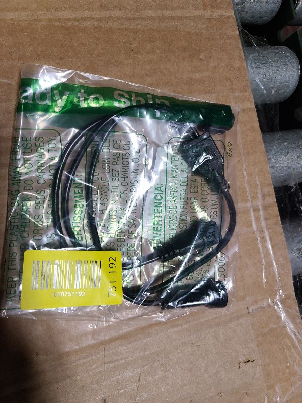 Photo 1 of 2 Way Lighting Splitter Connector 2Pin Y Shape 1 Male to 2 Female Extension Cable Connector for LED Lighting (2 Way Splitter)