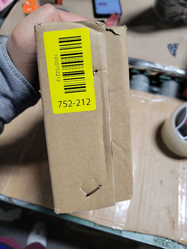 Photo 1 of 12pcs Artificial Birds Clip on Birds Christmas Tree Decoration Artificial Sparrow Realistic Birds Fake Birds Faux Birds Feather Birds Foam Birds for Yard Patio Wreath Designs Garden Decor