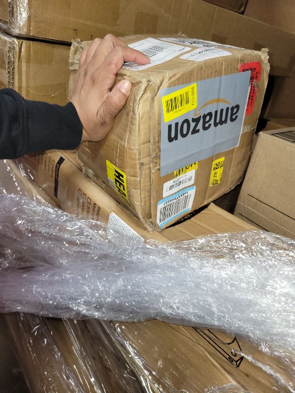 Photo 1 of 1/4" Stainless Steel Cable,7x19 Strand Aircraft Wire Rope,Cable for and Outdoor Pulley Cables,Breaking Strength 6400 Ibs (1, 400FT)