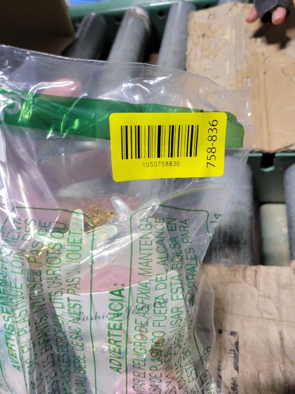 Photo 1 of 12 Pieces Shell Pearl Starfish Hair Clip Set, Catcan Seashell Hair Clips Starfish Alligator Clips for Women Headwear Styling Tools Accessories (classic style)