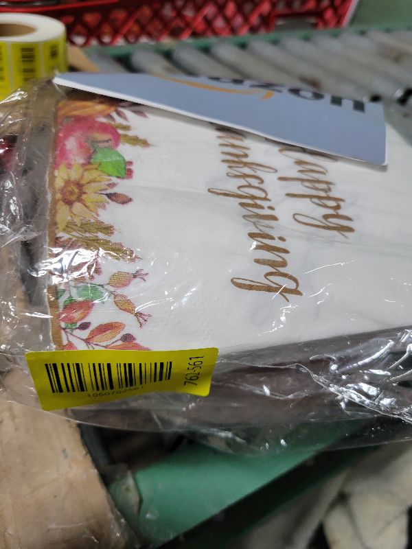 Photo 1 of 200Pcs Thanksgiving Party Supplies Fall Give Thanks Pumpkin Floral Plates and Napkins Tableware Sets Autumn Harvest Birthday Party Decorations for Fall Friendsgiving Holiday Theme Decor Serves 50