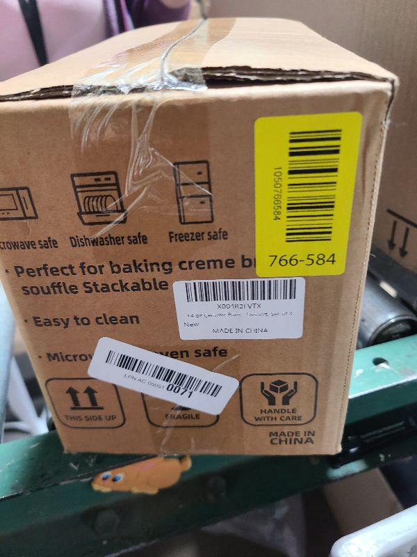 Photo 1 of 14 oz Ceramic Ramekins with Lids, Creme Brulee Ramekin Oven Safe with Covers, Small Baking Dishes Porcelain Ramekins Set for Souffle,Sauce Dessert, Set of 4