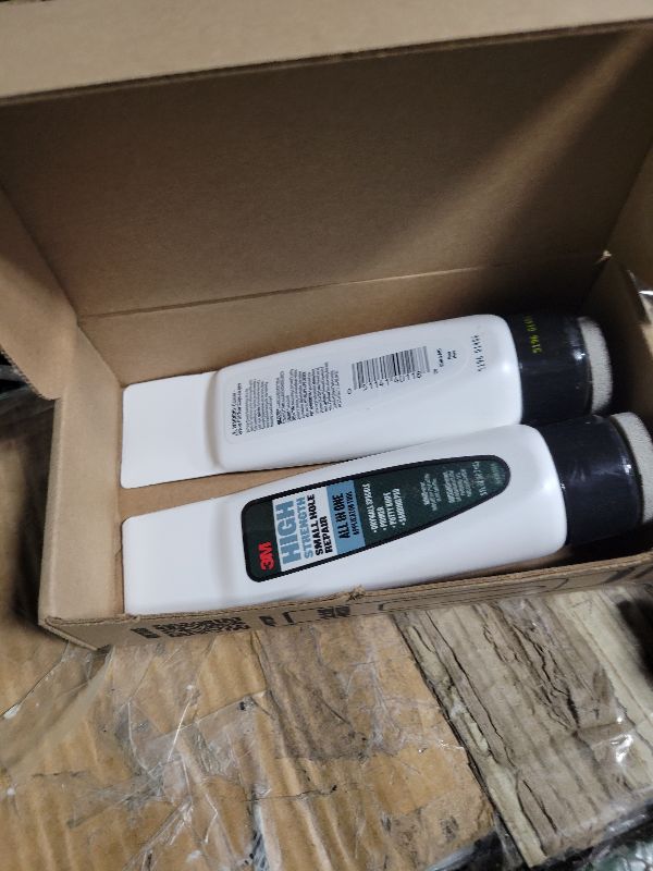 Photo 1 of 3M Small Hole Repair High Strength, All in One Applicator Tool, 2-Pack, Quick and Easy Repair for Nicks and Nail Holes, Includes Putty Knife, Spackle, and Sanding Pad For Wall Repairs (SHR-AIO-2-SIOC)