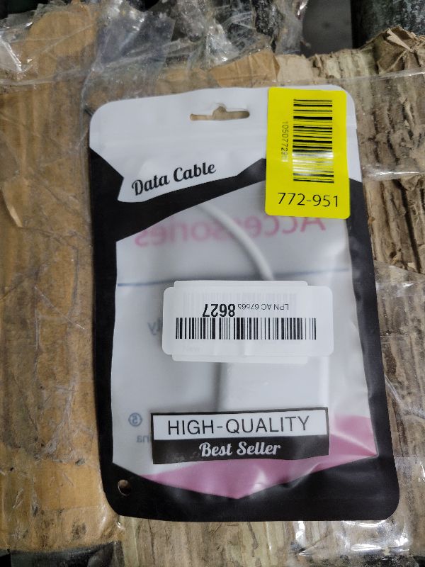 Photo 1 of [Apple MFi Certified] Apple Lightning to HDMI Cable Adapter for iPhone to TV, 1080P Digital AV Adapter Sync Screen Connector Compatible for iPhone 14 13 12 11 Pro Max XS XR X 8 to TV Projector Monitor