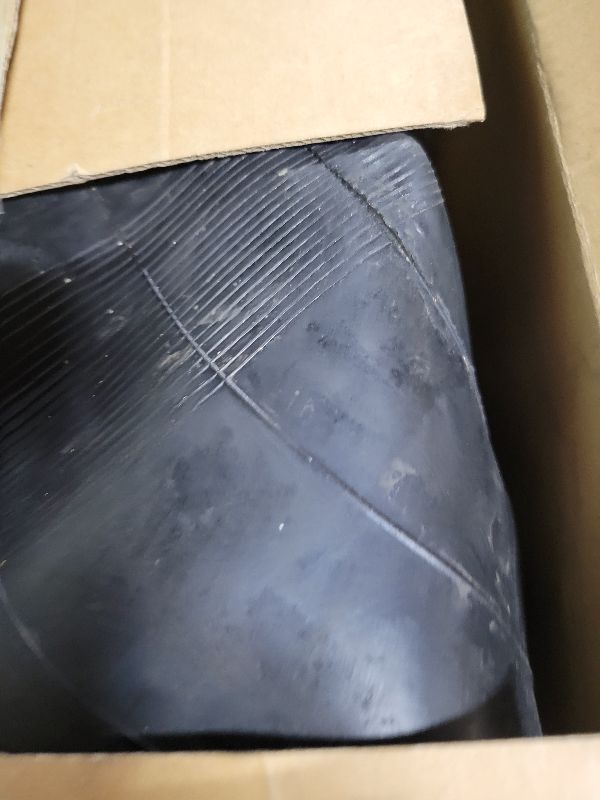 Photo 1 of 18x8.50-8 18x9.50-8 Inner Tubes, 2 Pack Heavy Duty Replacement Tire Inner Tubes with Straight Valve Stem for Lawn Mowers, Wheelbarrows, ATVs, Go Karts, Tractors, Snow Blowers, Golf Carts, Trailers