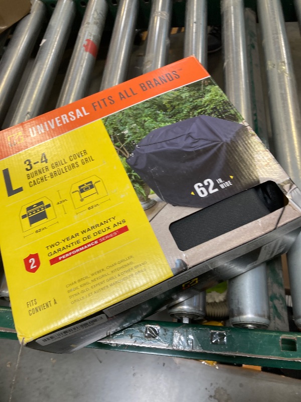 Photo 1 of Char-Broil 3-4 Burner Performance Grill Cover