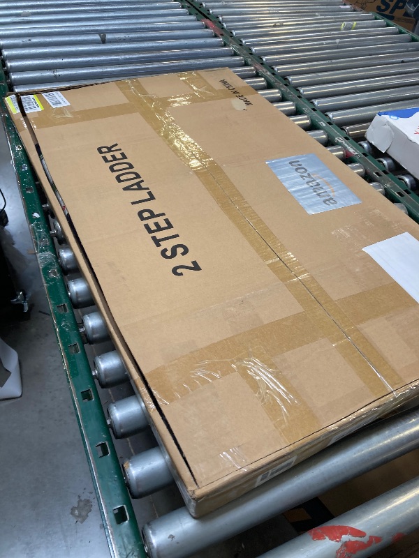 Photo 1 of 2step ladder 