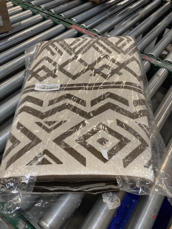 Photo 1 of Large size area rug 