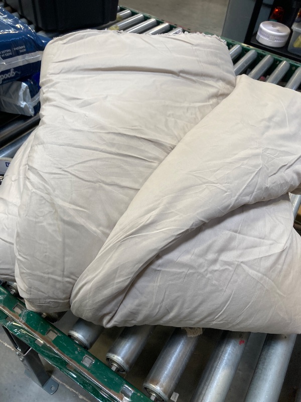 Photo 1 of King size bed comforter 