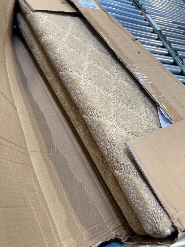 Photo 1 of Bullnose Stair Treads Non-Slip 9.5" x 32", 14 Pcs Carpet for Wooden Steps Indoor With Edge Protection, Reusable Peel and Stick TPU Backing Runner Rugs - Diamond Pattern Beige 