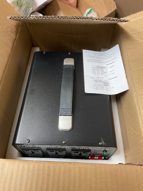 Photo 1 of *USED** Yinleader 5000W PRO Voltage Transformer Converter Step Up/Down AC 110V/120V to 220V/240V or 220V/240V to 110V/120V Power Converter w/US Standard Power Cord,Circuit Breaker Protection