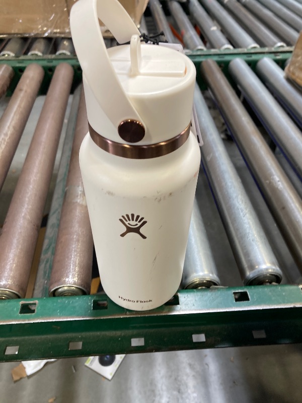 Photo 1 of Hydro Flask White Water Bottle 32 oz 