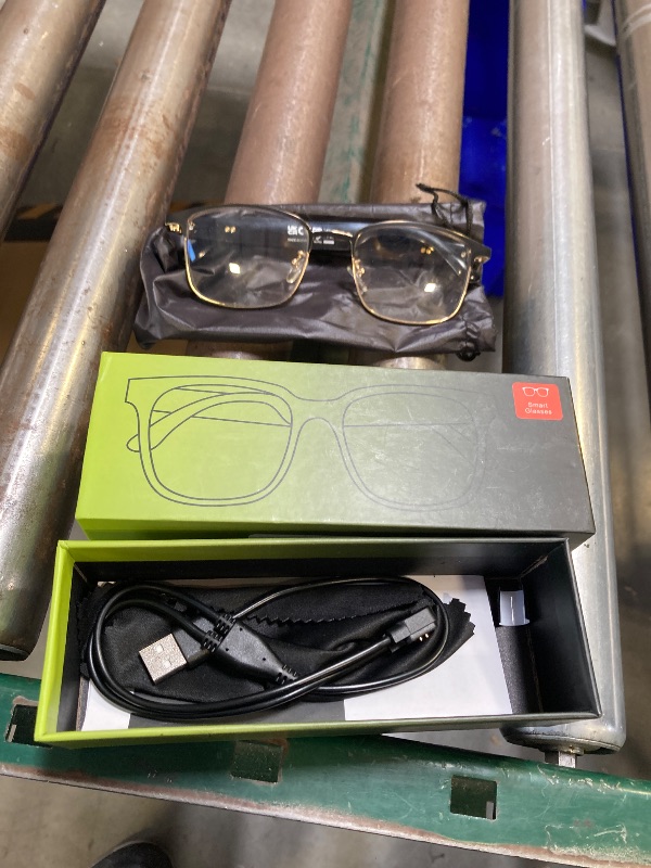 Photo 1 of AI Translator Smart Glasses for Men Women, Bluetooth Audio Sunglasses with Photochromic Lenses, Voice Assistant, Open Ear Lighweight Eyeware, Real-Time Translation, Supports 160+ Languages (Gold)