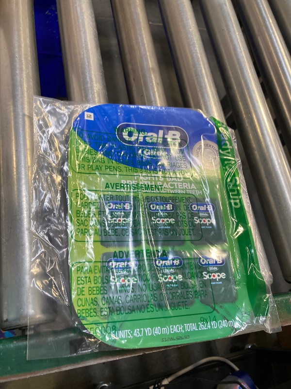 Photo 1 of Oral-B Glide Dental Floss, Scope Flavor, 40m (Pack of 6)