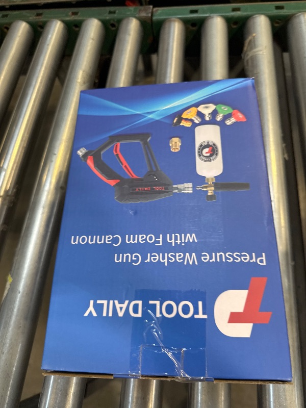 Photo 1 of Tool Daily Short Pressure Washer Gun with Foam Cannon, 1/4 Inch Quick Connector, with 5 Pressure Washer Nozzle Tips, 1 Liter