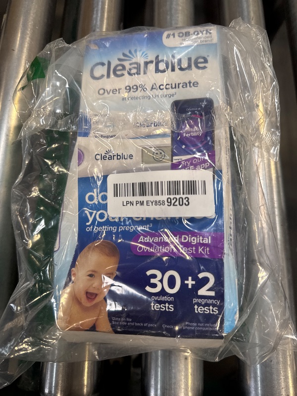 Photo 1 of Clearblue Advanced Digital Ovulation Test Kit, 32 Ct