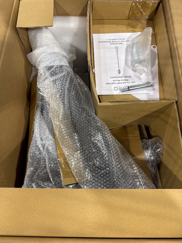 Photo 1 of LUTEC Solar Lamp Post Light, Dusk to Dawn Waterproof Pole Light with Clear Glass, Aluminium Exterior Vintage Black Solar Powered Street Light Fixtures for Garden, Driveway, Pathway(Bulb Included)
