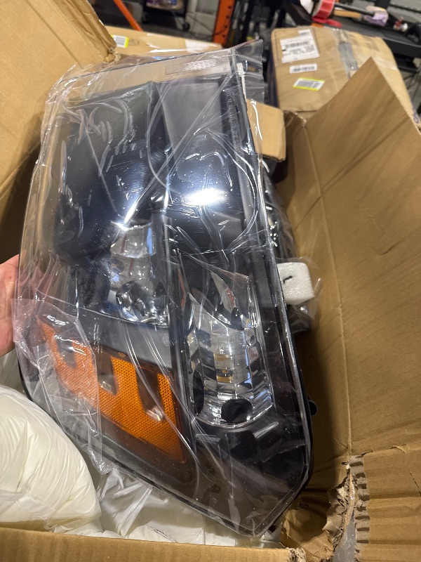 Photo 1 of Headlight Assembly Compatible with 2009 2010 2011 2012 2013 2014 2015 2016 2017 2018 Ram 1500,2019 Ram 1500 Classic,2010-2018 Ram 2500 3500 Headlights Headlamp Black Housing Driver and Passenge
