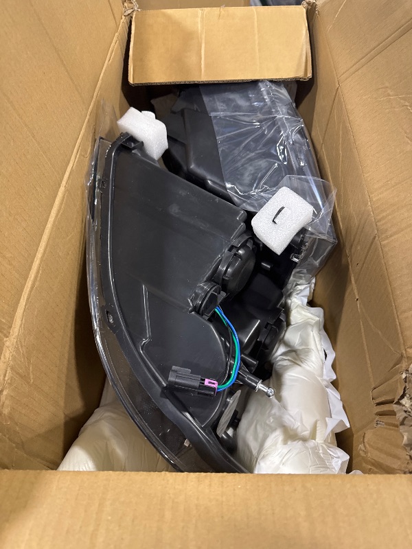 Photo 1 of Headlight Assembly Compatible with 2009 2010 2011 2012 2013 2014 2015 2016 2017 2018 Ram 1500,2019 Ram 1500 Classic,2010-2018 Ram 2500 3500 Headlights Headlamp Black Housing Driver and Passenge
