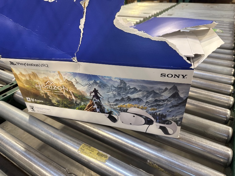 Photo 1 of PlayStation VR2 Horizon Call of The Mountain™ Bundle (PSVR2)