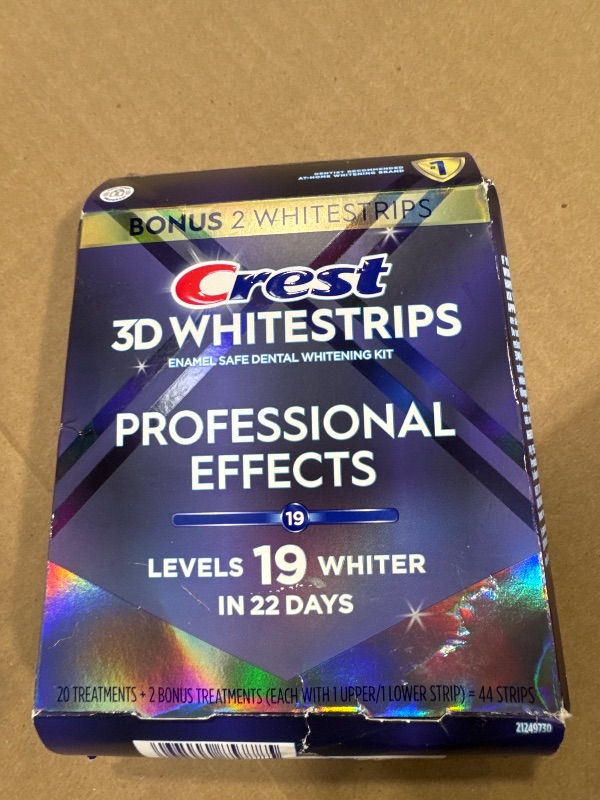 Photo 1 of Crest 3D Whitestrips Professional Effects – Teeth Whitening Kit, 22 Treatments (20 + 2 Bonus), Each with 1 Upper/1Lower, 44 Strips – Crest 3DWhite Teeth Whitening Strips