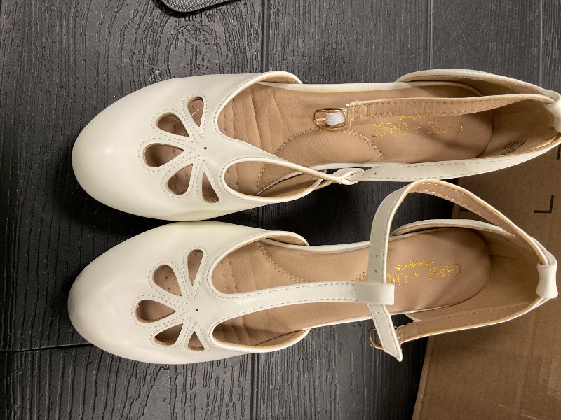 Photo 1 of Chase & Chloe Women Mary Jane Oxford Pumps - Cute Low Kitten Heels - Retro Round Toe Shoe with Ankle Strap size 7.5