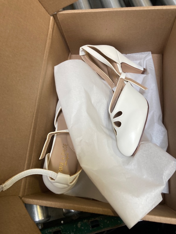 Photo 1 of Chase & Chloe Women Mary Jane Oxford Pumps - Cute Low Kitten Heels - Retro Round Toe Shoe with Ankle Strap size 7.5