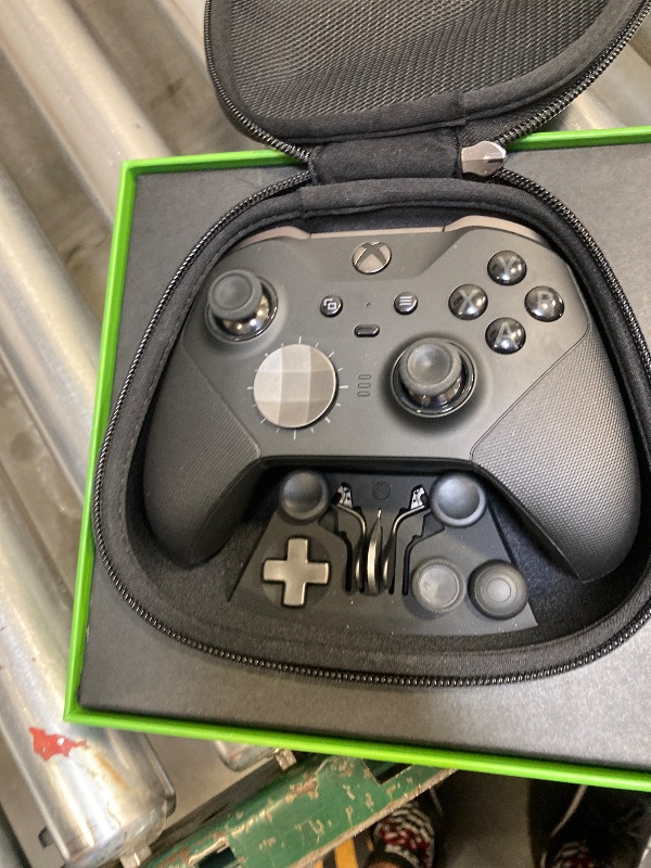 Photo 1 of Xbox Elite Series 2 Core Wireless Gaming Controller – Black – Xbox Series X|S, Xbox One, Windows PC, Android, and iOS
