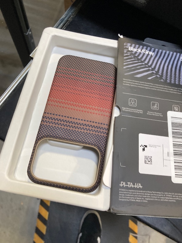 Photo 1 of pitaka for iPhone 17 Pro Max Case 6.9" with Camera Control Button, Compatible with MagSafe, Ultra-Slim Case with Caseless Touch Feeling, 600D Aramid Fiber Woven, Black/Grey(Twill)