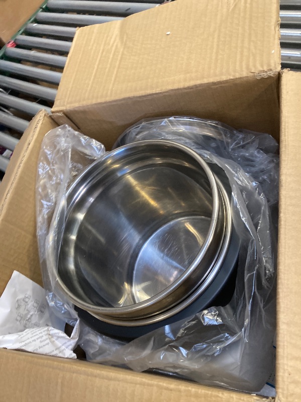 Photo 1 of 2 Pcs Electric Stainless Steel Soup Warmer Pot 10L Large Capacity Soup Kettle with Lid Portable Round Food Warmer Perfect for Buffet Restaurant Wedding Party Catering (Black)