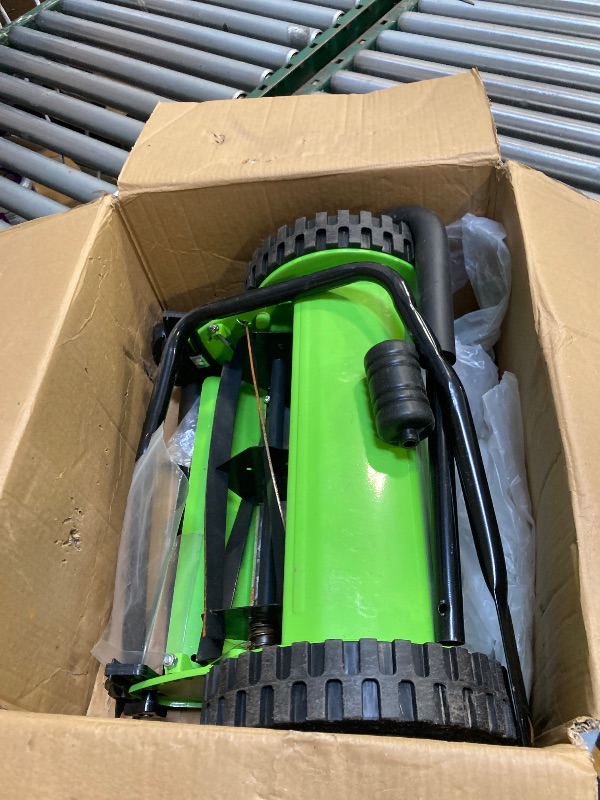 Photo 1 of 14-Inch 5-Blade Push Reel Lawn Mower with Grass Catcher Walk-Behind Steel Lawn Mowers with Sponge Grip, Cutting Height Adjustment Versatile Grass Cutting (Green)