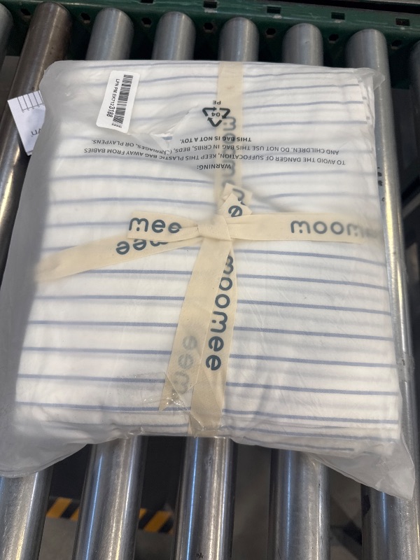 Photo 1 of MooMee Striped Duvet Cover Set 100% Washed Cotton Linen Like Textured Breathable Durable Soft Comfy (White Cornflower Blue Wide Stripes, Queen 90"x90")