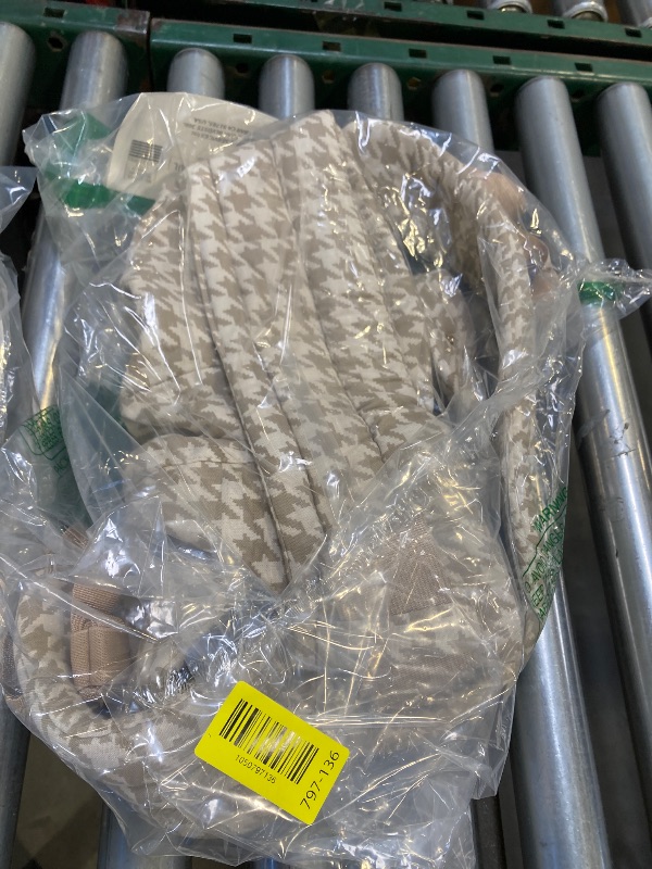 Photo 1 of Baby Carrier Newborn to Toddler (Houndstooth)