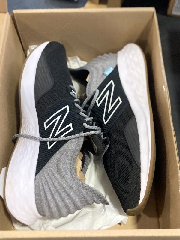 Photo 1 of 9.5 New Balance Women's Fresh Foam Roav V1 Sneaker