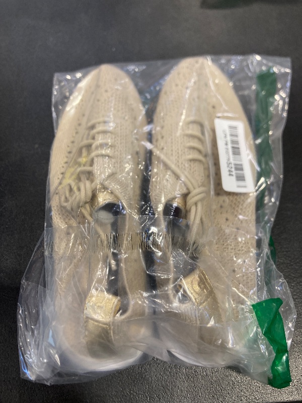 Photo 1 of COLE HAAN Women's 2.Zerogrand Stitchlite Shoe, rye Knit/Optic White, 6 B US