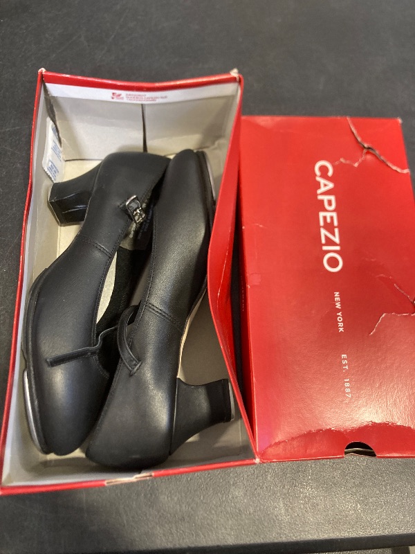 Photo 1 of Capezio womens Jr. Footlight Tap dance shoes, Black, 6.5 US