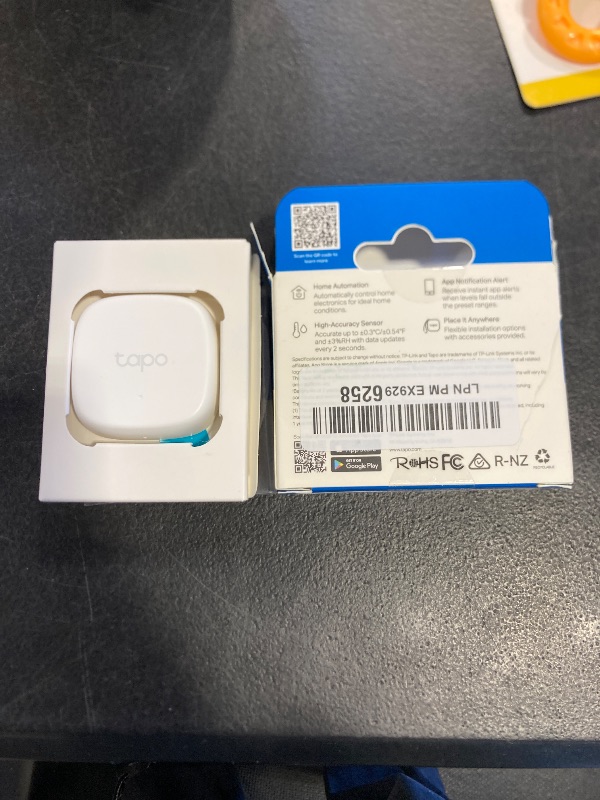 Photo 1 of TP-Link Tapo Smart Temperature and Humidity Sensor T310, White, Requires Tapo Hub, High-Accuracy Swiss-Made Sensor, Real-Time Notifications, Free Data Storage, Long-Lasting Performance